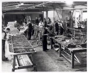 Underleverantörer på jobbet i Blackburn Aircraft Factory i Hudswell Clarkes, ca 1939-45